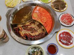 艳红酸辣三拼锅-陳艳红火锅(港汇店)