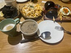 -HELLO 27 意面·沙拉·帕尼尼