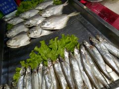 -悦巷海鲜自助铁板烧(秦皇东大街店)