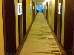 客房廊道-昆明朗威酒店(昆明火车站店)