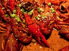 -巴厘龙虾·榜首油焖大虾(音乐学院·沿江酒馆店)