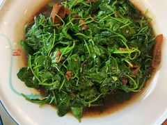 蚌肉金花菜-蟹天蟹地农家菜·阳澄湖大闸蟹(浅水湾店)