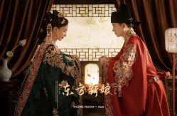 -雪中彩影婚纱摄影·微光艺术中心