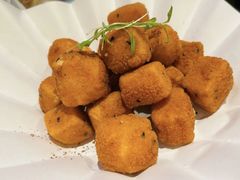 -桂满陇·手作小笼包&江南叫花鸡(中山公园店)