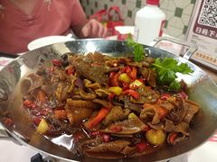 -堂瓦里·33年传统赣菜(第一街区店)