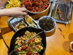 -琥珀老六龙虾(四里河店)