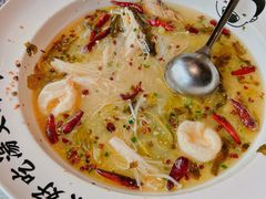 -江渔儿酸菜鱼(港湾1号店)