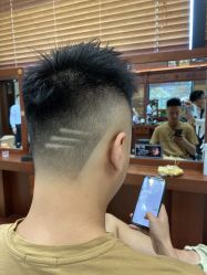 点击看大图 -尼特斯男士发型馆