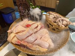 -洪氏嗨捞·猪肚鸡火锅(阳光天地店)