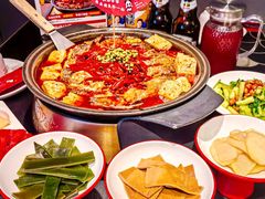 -辣尚瘾·烤鱼·新川菜(牡丹园直营店)