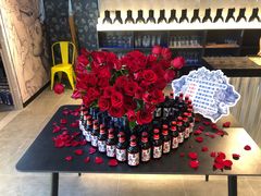 -蚝美人·生蚝海鲜烧烤(茶花园店)