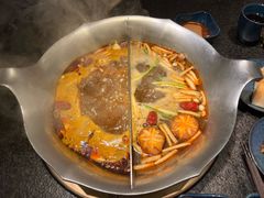 -湊湊火锅·茶憩(打浦桥日月光店)