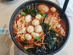 -灵芝妹子海鲜米线(劳动公园店)