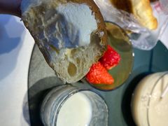 奶油牛角面包-新侨三宝乐面包店(崇文门店)