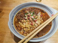 -呼啦面馆·头牌豌杂面(爱琴海店)