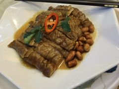 -东豪园林海鲜酒家(南港路辅路店)