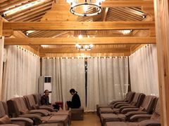 -腾冲洞山温泉村