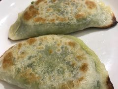 韭菜盒子-东北大馅手工水饺(较场口永辉超市)