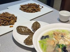 -郑庄脂渣海鲜楼(九水路店)