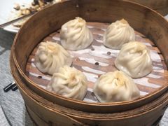 蟹粉小笼包-绿波廊(豫园店)
