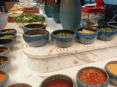 -金滏山烤肉·海鲜·火锅自助餐厅(襄阳万达店)