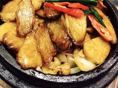 -河畔春天时尚餐厅