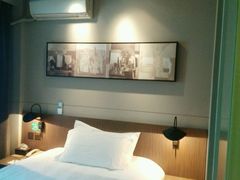 -锦江之星品尚(武汉协和医院取水楼地铁站店)