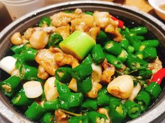 -荣小馆(椒江青悦城店)