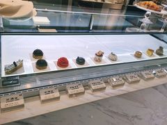 -Fridi Patisserie Cafe