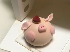 -Fridi Patisserie Cafe