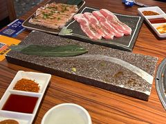 -烧肉一番·新韩式炭火烤肉(大岭山店)
