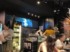 -W COLLECTIVE  DESSERT SHOP