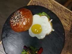 -HIGH FIVE哈福手工汉堡(桂林路店)