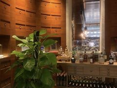 -恰餐厅及酒吧 CHAR Bar & Grill (北京丽都皇冠假日店)