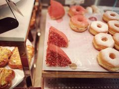 草莓奶酪包-巴黎贝甜(南马路店)