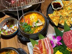 -明洞阿姨·韩式酱蟹烤肉·创意料理(三元桥店)