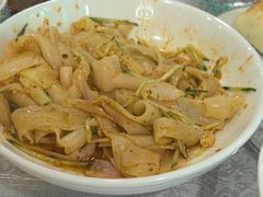 -汗腾格里·风味餐厅(新疆驻京办店)
