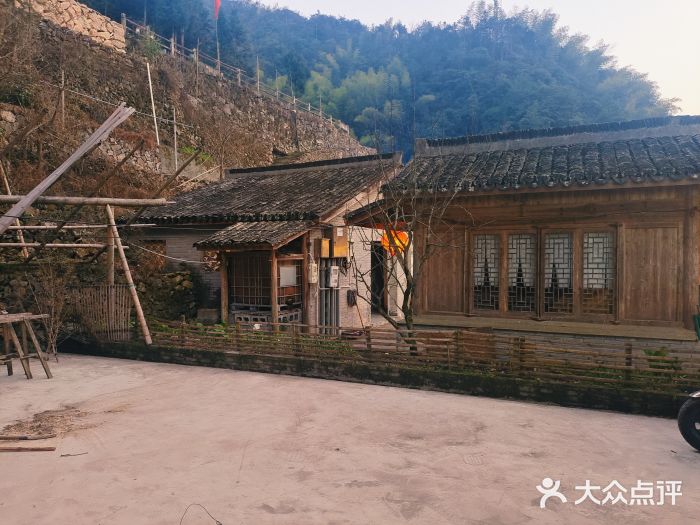 布袋山风景区图片