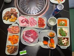 -梨花自助烤肉(西三旗万象汇黑金店)