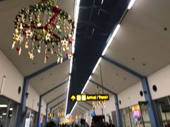 -班达拉奈克国际机场