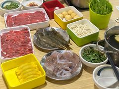 -杨老板·海鲜集市火锅·鲜切牛肉(中防万宝店)
