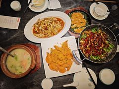 -南海底小海鲜·湘菜(鲁巷吴家湾店)