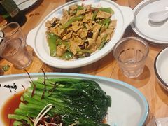 -快乐老家三鲜饺子东北菜(南六中路店)