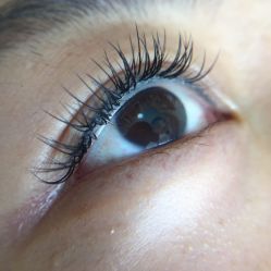 -AKIRA 安久日式美甲美睫