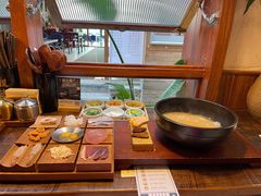 -银米·云南传统过桥米线(双廊黑金冠店)