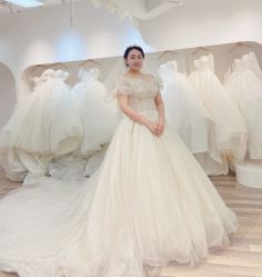 -HANSA韩纱婚纱礼服·龙凤褂·西装设计师集合店