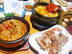 -肉魁屋·烧肉·烧鸟·酒场(高新店)
