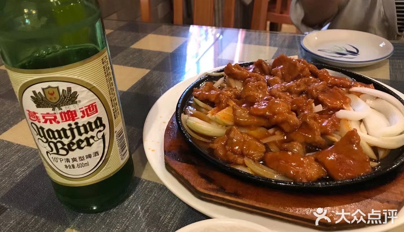 三里屯的隐藏家常菜馆，知道的都是回头客，一半儿是老外