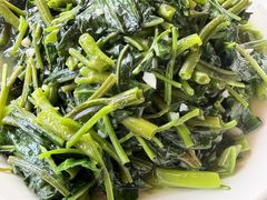 -芦茨金富饭庄·25年老字号·专做稻草鸡