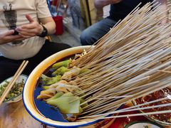 -拈签一笑黄牛肉辣卤串串
